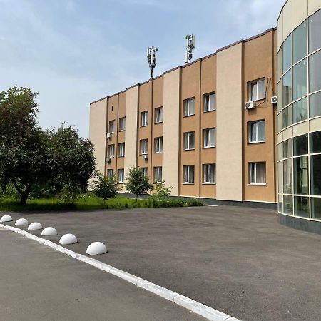Dinamo Hotel Kharkiv Bagian luar foto